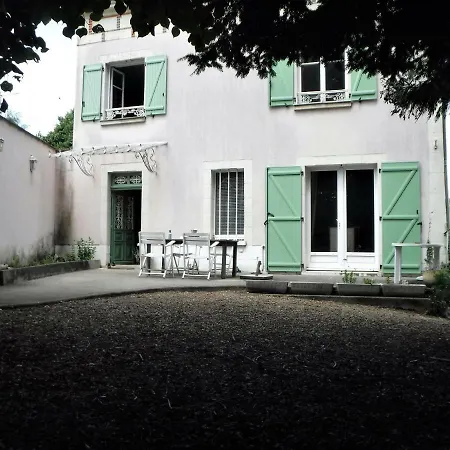 Maison Courdemanche *